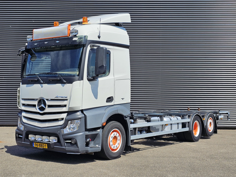 Mercedes-Benz ACTROS 2640 6x2-4 / NL TRUCK - Camión portacontenedore/ Intercambiable: foto 1 Mercedes-Benz ACTROS 2640 6x2-4 / NL TRUCK - Camión portacontenedore/ Intercambiable: foto 1