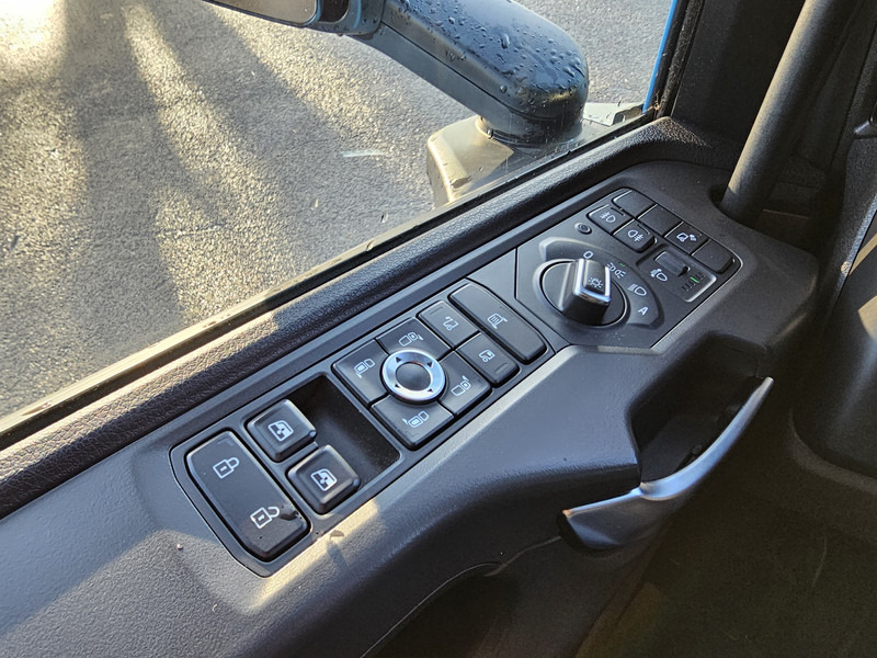 Camión frigorífico Scania P250 / LBW /4X2 / FRIGOBLOCK: foto 11