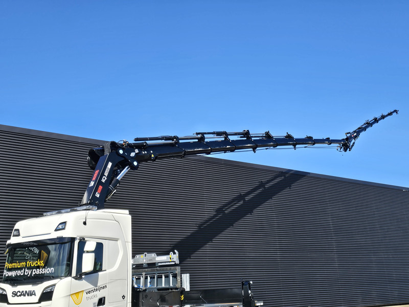 Scania R590 V8 / 8X2 / HIAB 1188 + JIB + WINCH - Camión caja abierta, Camión grúa: foto 2 Scania R590 V8 / 8X2 / HIAB 1188 + JIB + WINCH - Camión caja abierta, Camión grúa: foto 2