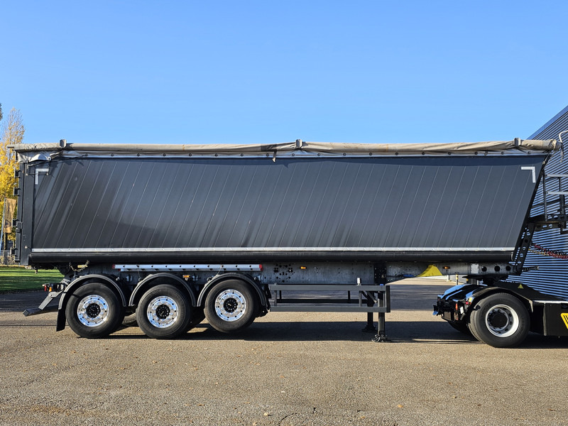 Schmitz Cargobull SCB*S3D / TIPPER / LIFT AXLE / ALCOA - Semirremolque volquete: foto 4 Schmitz Cargobull SCB*S3D / TIPPER / LIFT AXLE / ALCOA - Semirremolque volquete: foto 4
