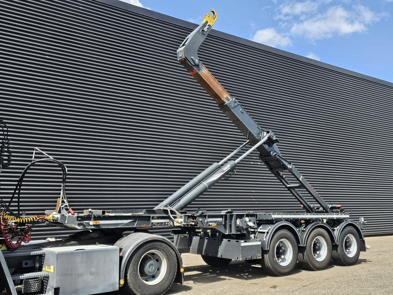 Van Bouwel 25T HOOKLIFT / ABROLKIPPER / LIFT AXLE - Semirremolque portacontenedore/ Intercambiable: foto 1 Van Bouwel 25T HOOKLIFT / ABROLKIPPER / LIFT AXLE - Semirremolque portacontenedore/ Intercambiable: foto 1