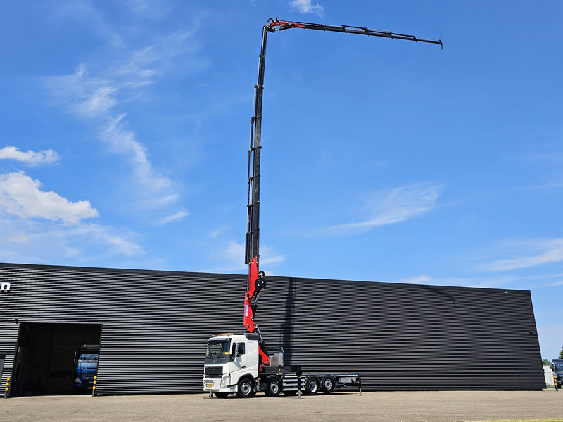 Volvo FH 540 8x2/6 / 85 t/m CRANE + JIB / KRAN / RETARDER - Camión grúa: foto 2 Volvo FH 540 8x2/6 / 85 t/m CRANE + JIB / KRAN / RETARDER - Camión grúa: foto 2