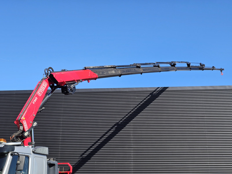 Volvo FM 460 8x4-4 / FASSI 36.5 t/m -8 x EXTENSION + WINCH - Camión grúa: foto 4 Volvo FM 460 8x4-4 / FASSI 36.5 t/m -8 x EXTENSION + WINCH - Camión grúa: foto 4