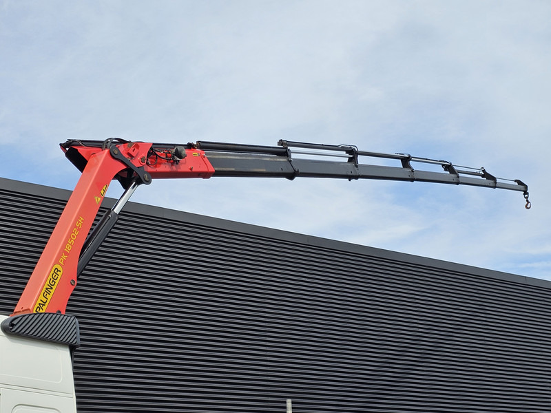 Volvo FM420 4x2 / PALFINGER 18502 - 17 mtr / CRANE / KRAN - Camión grúa: foto 4 Volvo FM420 4x2 / PALFINGER 18502 - 17 mtr / CRANE / KRAN - Camión grúa: foto 4