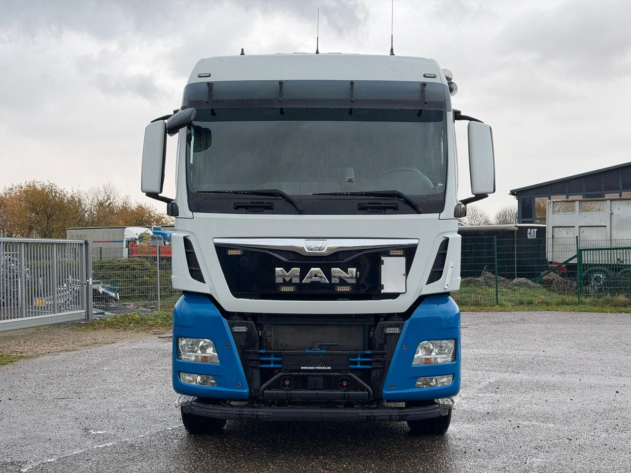 MAN 18.480 4x4 Hydro Drive | Stand-Klima | Kipphydr. - Cabeza tractora: foto 3 MAN 18.480 4x4 Hydro Drive | Stand-Klima | Kipphydr. - Cabeza tractora: foto 3