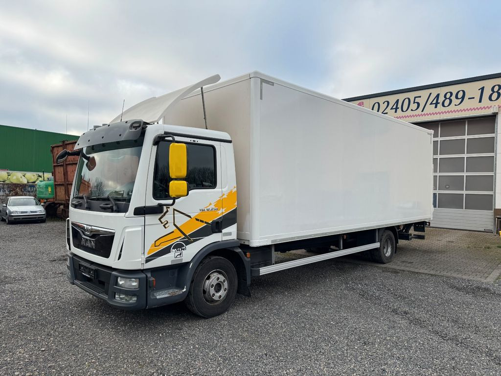 MAN 12.250 4X2 Koffer LBW Klima Diff.Sperre AHK - Camión caja cerrada: foto 1 MAN 12.250 4X2 Koffer LBW Klima Diff.Sperre AHK - Camión caja cerrada: foto 1