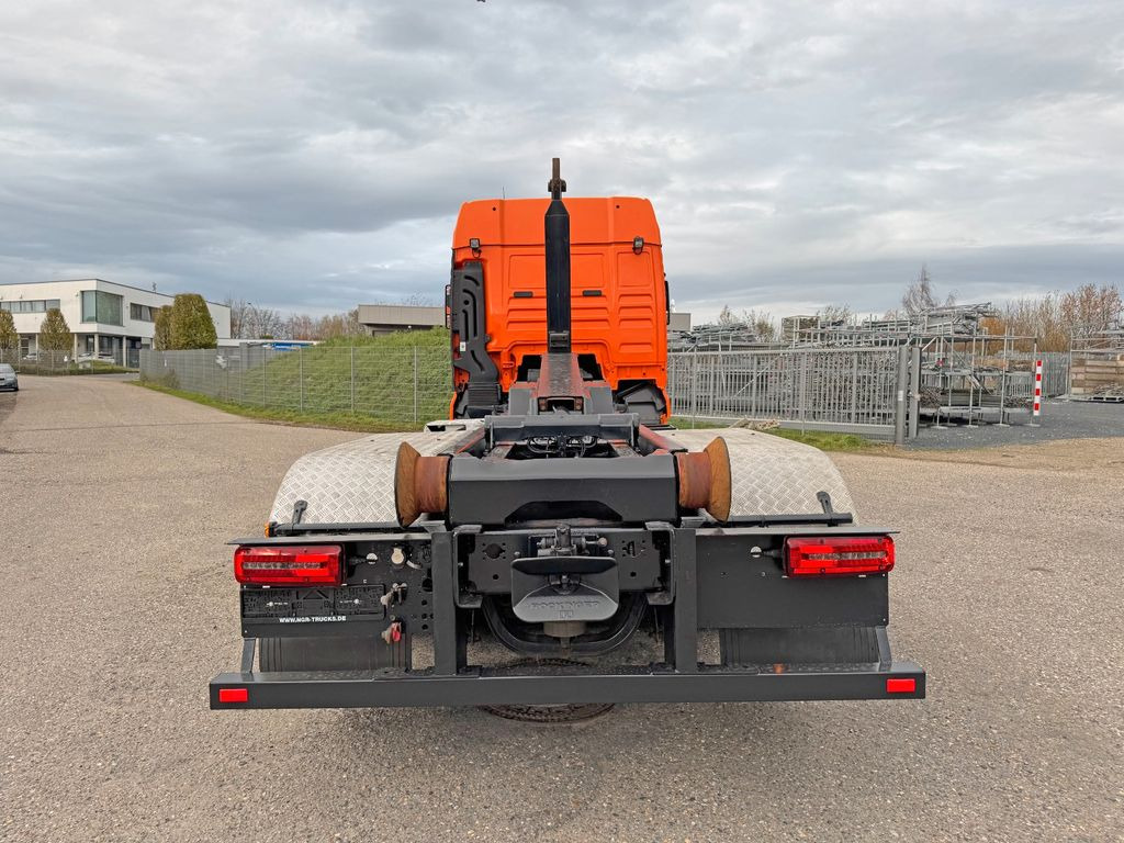 Camión multibasculante MAN 26.460 6X2 Retarder Klima Navigation guter Zust. MAN 26.460 6X2 Retarder Klima Navigation guter Zust.: foto 12