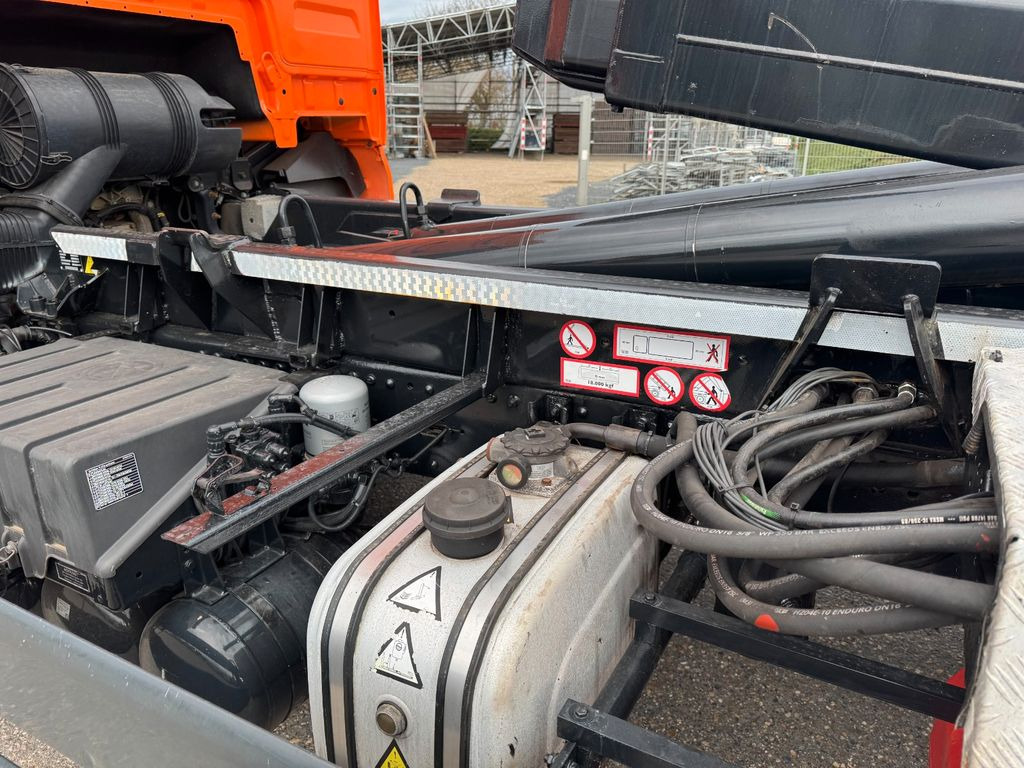 Camión multibasculante MAN 26.460 6X2 Retarder Klima Navigation guter Zust. MAN 26.460 6X2 Retarder Klima Navigation guter Zust.: foto 14