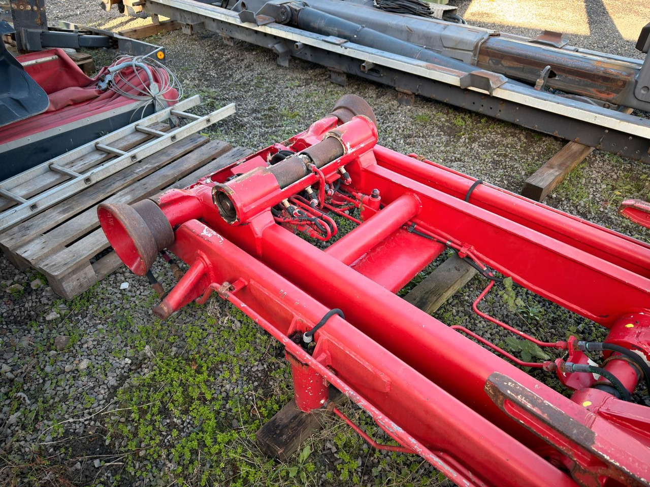 Meiller Abrollaufbau für 6X4 mit 3,90 Radstand Meiller RK 20.55 Abroll-Aufbau für 6X4 RS: 3,90m - Camión multibasculante: foto 2 Meiller Abrollaufbau für 6X4 mit 3,90 Radstand Meiller RK 20.55 Abroll-Aufbau für 6X4 RS: 3,90m - Camión multibasculante: foto 2