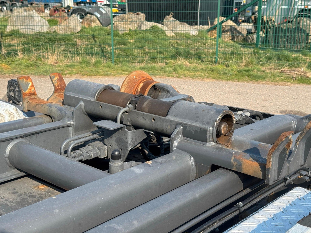 Mercedes-Benz 2558 6x2 Meiller RK 20.65 | Retarder | Klima - Camión multibasculante: foto 4 Mercedes-Benz 2558 6x2 Meiller RK 20.65 | Retarder | Klima - Camión multibasculante: foto 4