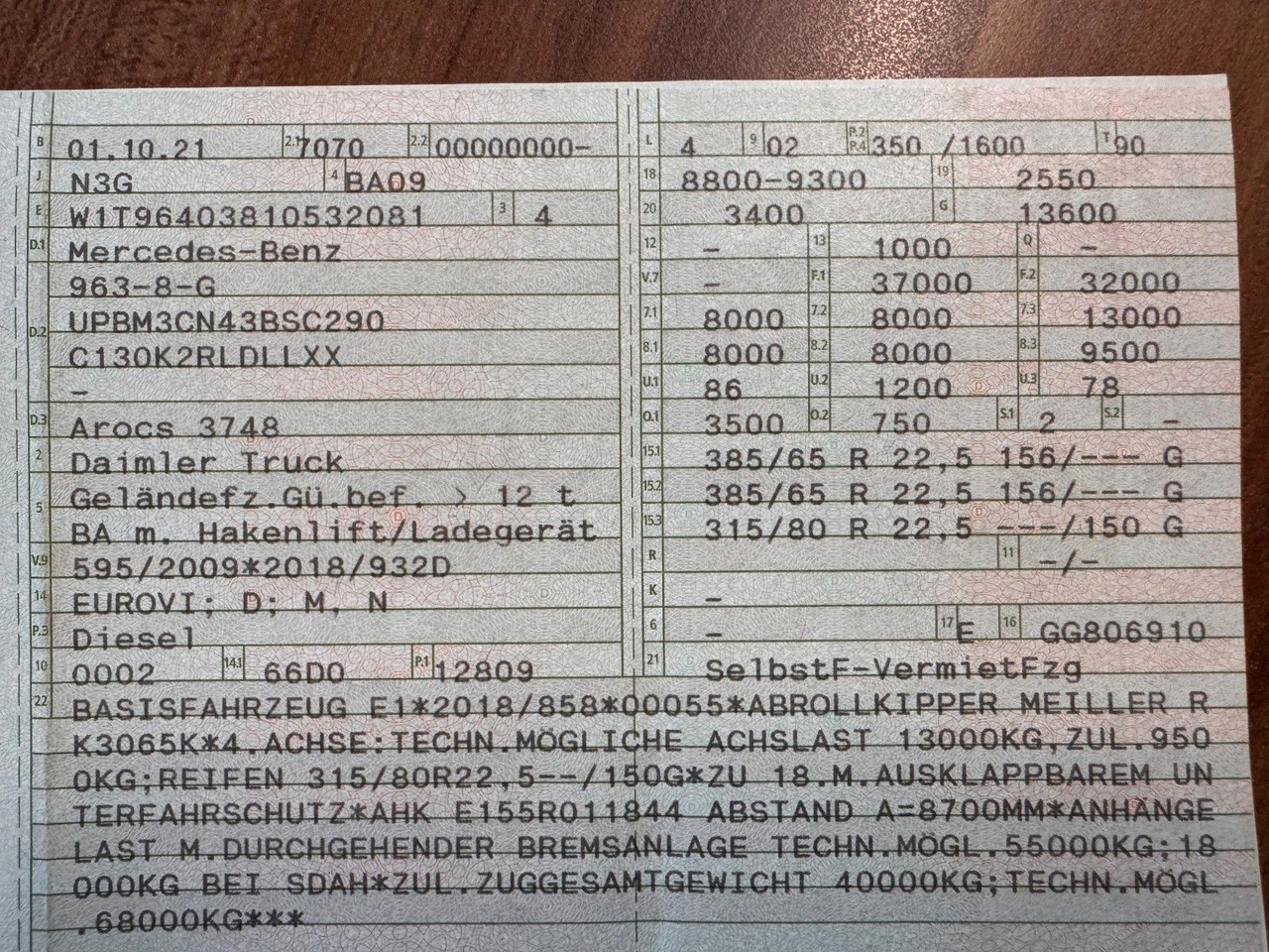 Mercedes-Benz 3748 8x4 Meiller RK30.65 | Funk | hydr.Container - Camión multibasculante: foto 2 Mercedes-Benz 3748 8x4 Meiller RK30.65 | Funk | hydr.Container - Camión multibasculante: foto 2