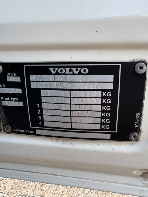 Volvo FM 410 6X2 Kühlkoffer mit Carrier Diesel & Strom Volvo FM 410 6X2 Kühlkoffer mit Carrier Diesel & Strom - Camión frigorífico: foto 3 Volvo FM 410 6X2 Kühlkoffer mit Carrier Diesel & Strom Volvo FM 410 6X2 Kühlkoffer mit Carrier Diesel & Strom - Camión frigorífico: foto 3