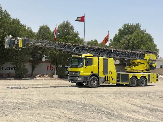 Mercedes-Benz Actros 2641 - Camión de bomberos: foto 1 Mercedes-Benz Actros 2641 - Camión de bomberos: foto 1