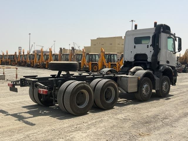 Mercedes-Benz Arocs 4240 - Camión chasis: foto 3 Mercedes-Benz Arocs 4240 - Camión chasis: foto 3
