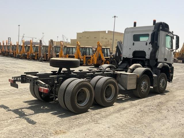 Mercedes-Benz Arocs 4240 - Camión chasis: foto 3 Mercedes-Benz Arocs 4240 - Camión chasis: foto 3