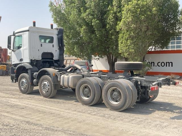 Mercedes-Benz Arocs 4240 - Camión chasis: foto 2 Mercedes-Benz Arocs 4240 - Camión chasis: foto 2