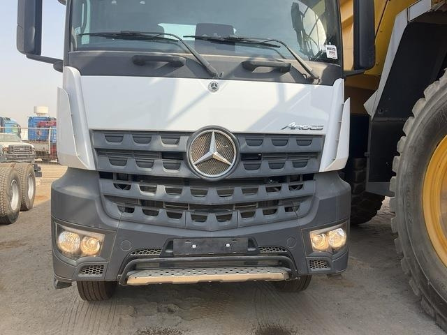 Camión chasis Mercedes-Benz Arocs 4240: foto 9