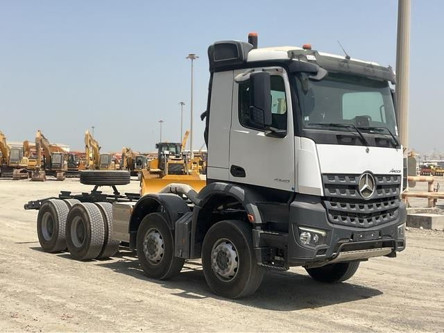 Mercedes-Benz Arocs 4240 - Camión chasis: foto 4 Mercedes-Benz Arocs 4240 - Camión chasis: foto 4
