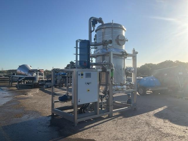 Eco-Techno SRL RF3000C - Tanque: foto 3 Eco-Techno SRL RF3000C - Tanque: foto 3