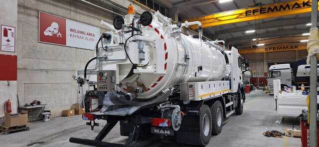 MAN TGS 33.400 Jetter - Limpieza de alcantarillado: foto 3 MAN TGS 33.400 Jetter - Limpieza de alcantarillado: foto 3