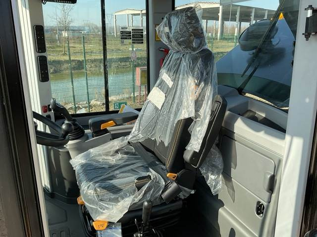 Cargadora de ruedas JCB 411 S5 HT: foto 23