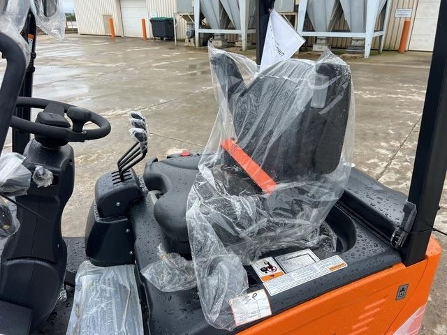Leasing de  Doosan B15T-7 PLUS Doosan B15T-7 PLUS: foto 7