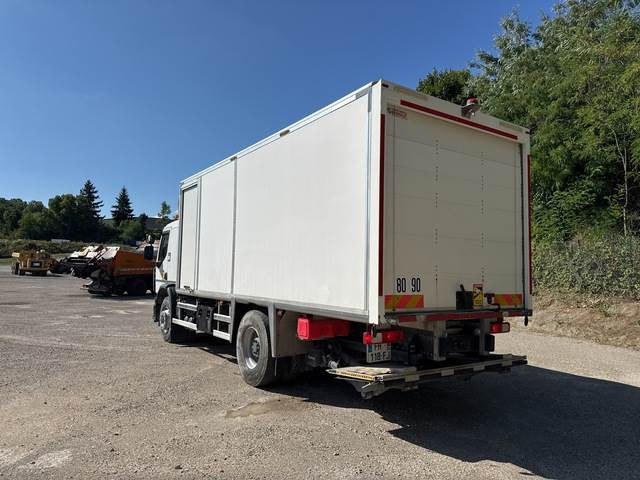 Renault C380 - Camión caja cerrada: foto 2 Renault C380 - Camión caja cerrada: foto 2