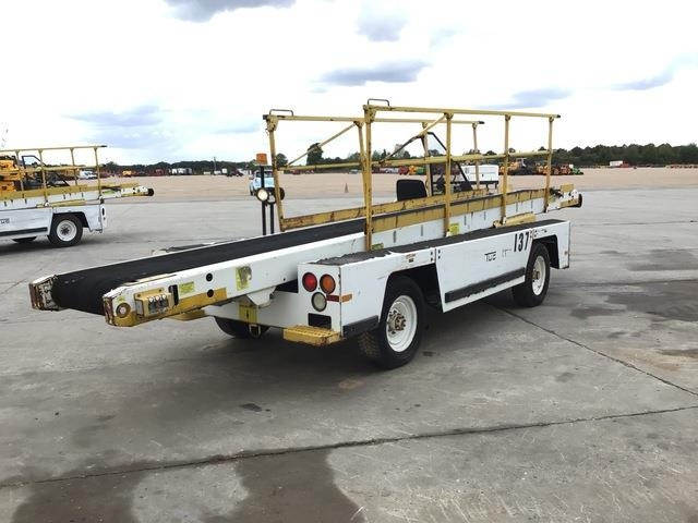 Tug T660-1 - Cargadora de banda: foto 3 Tug T660-1 - Cargadora de banda: foto 3