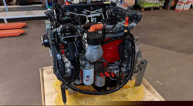 Cummins QSF3.8 97kW - Motor para Maquinaria de construcción: foto 3 Cummins QSF3.8 97kW - Motor para Maquinaria de construcción: foto 3