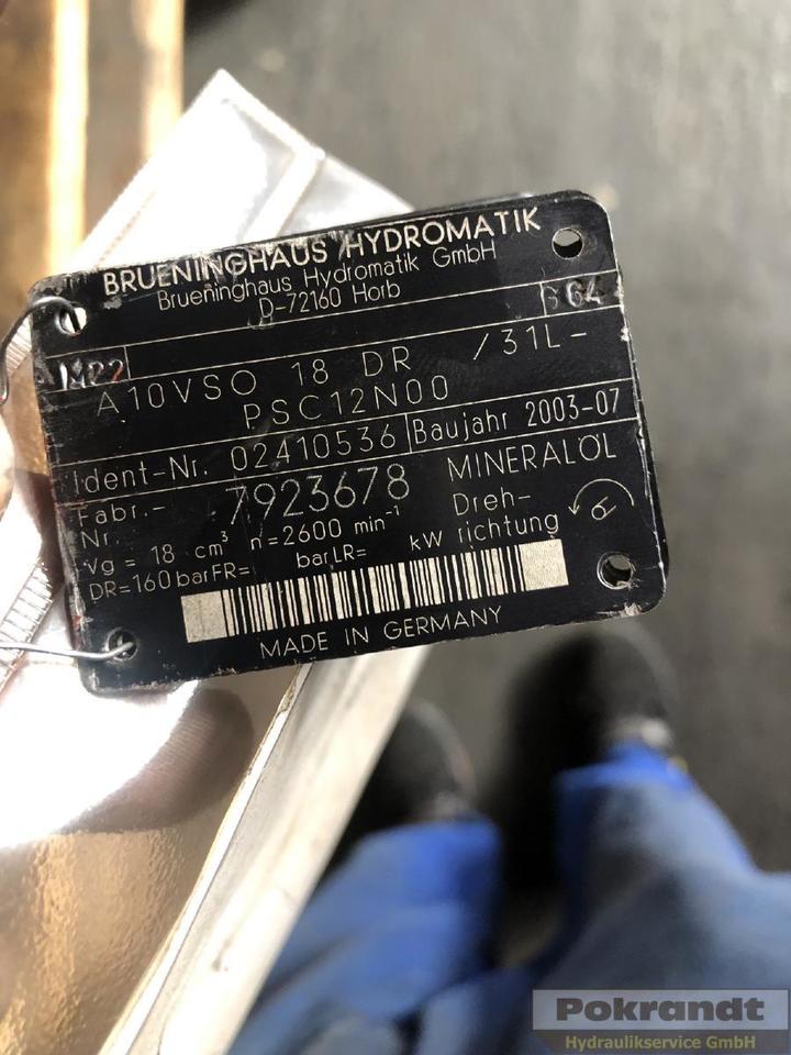 Rexroth A10VO60DFR1-52L-PWC12K04 + A10VO45ED72-52-PSC12K52T + A10VSO18DR-31L-PSCN00 - Bomba hidráulica: foto 2 Rexroth A10VO60DFR1-52L-PWC12K04 + A10VO45ED72-52-PSC12K52T + A10VSO18DR-31L-PSCN00 - Bomba hidráulica: foto 2