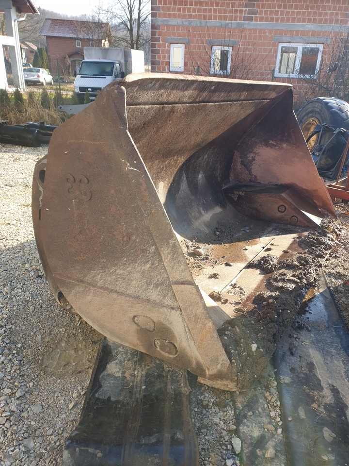 - Cazo cargador: foto 1 - Cazo cargador: foto 1