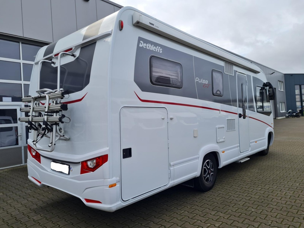 Dethleffs Pulse GT 7051 DBM GT*Markise* Winterpaket - Autocaravana integral: foto 4 Dethleffs Pulse GT 7051 DBM GT*Markise* Winterpaket - Autocaravana integral: foto 4