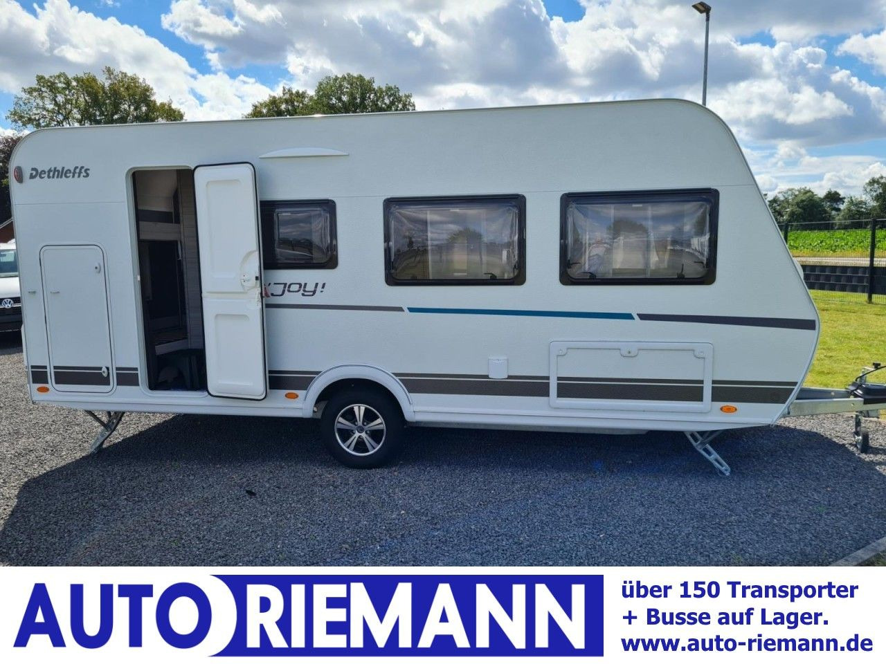 Dethleffs Wohnanhänger C-Joy 480 QLK - Caravana: foto 1 Dethleffs Wohnanhänger C-Joy 480 QLK - Caravana: foto 1