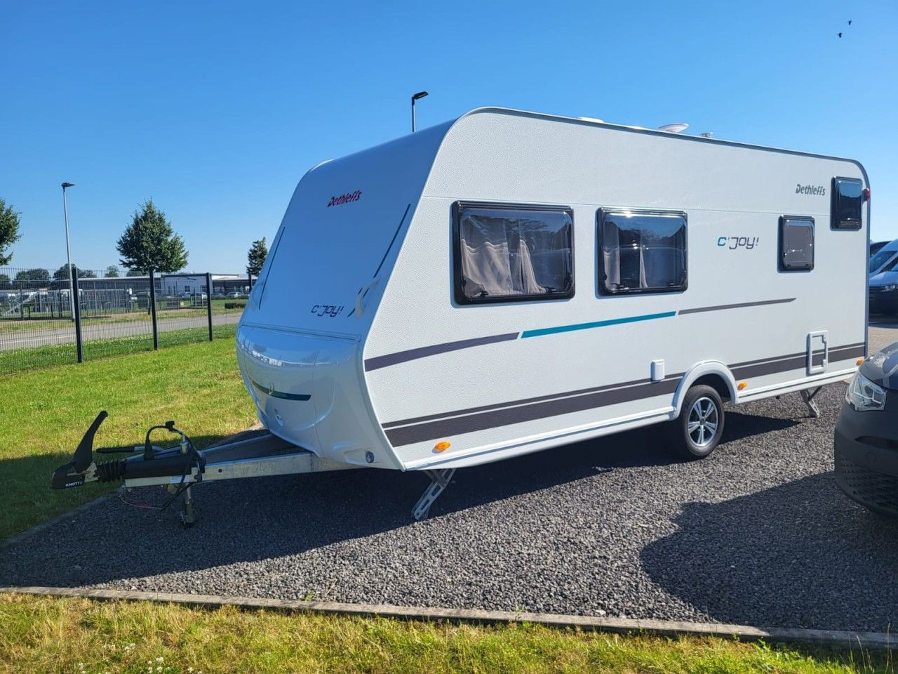 Dethleffs Wohnanhänger C-Joy 480 QLK - Caravana: foto 2 Dethleffs Wohnanhänger C-Joy 480 QLK - Caravana: foto 2