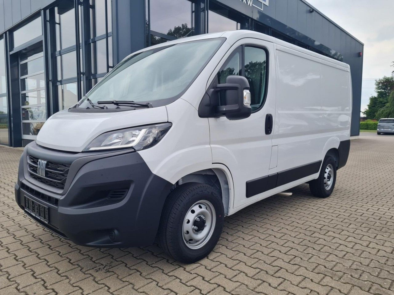 Fiat Ducato 30 Kasten L1H1 KLIMA PDC REGALE TEMPOMAT - Furgoneta pequeña: foto 2 Fiat Ducato 30 Kasten L1H1 KLIMA PDC REGALE TEMPOMAT - Furgoneta pequeña: foto 2