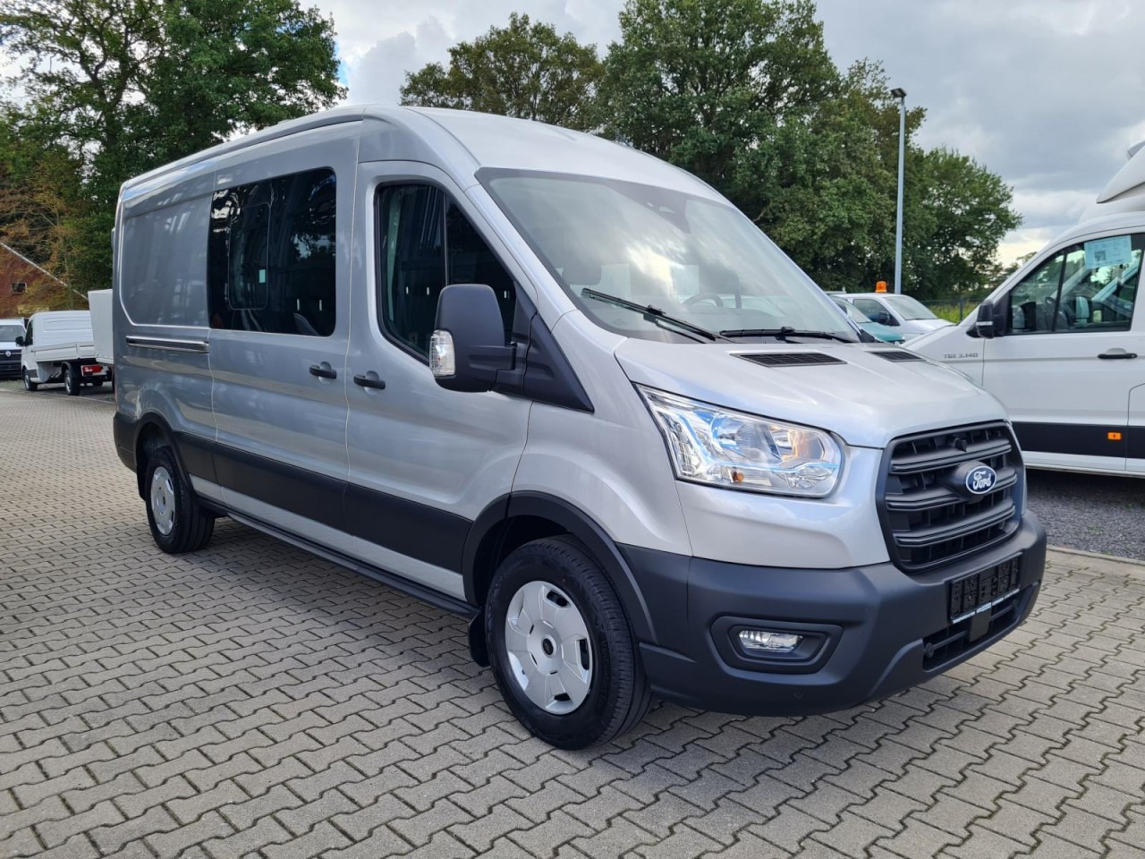 Ford Transit 3,5t Kasten Doka TDCi L3 Trend AHK PDC KAMERA - Furgón, Furgoneta combi: foto 3 Ford Transit 3,5t Kasten Doka TDCi L3 Trend AHK PDC KAMERA - Furgón, Furgoneta combi: foto 3