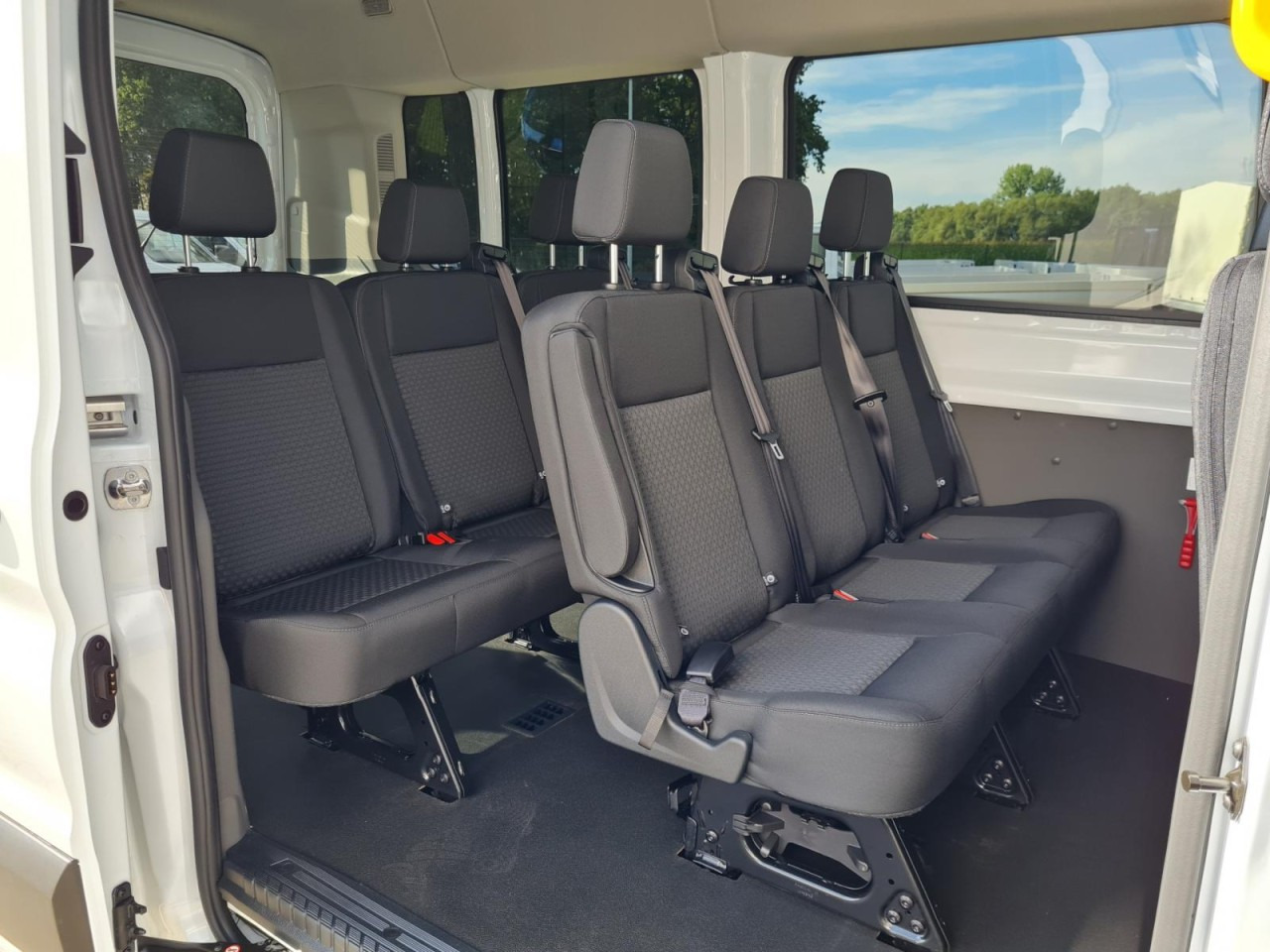 Minibús, Furgoneta de pasajeros Ford Transit 350 Kombi TDCi L3 AG Trend 9 Sitze AHK KAMERA: foto 15 Minibús, Furgoneta de pasajeros Ford Transit 350 Kombi TDCi L3 AG Trend 9 Sitze AHK KAMERA: foto 15