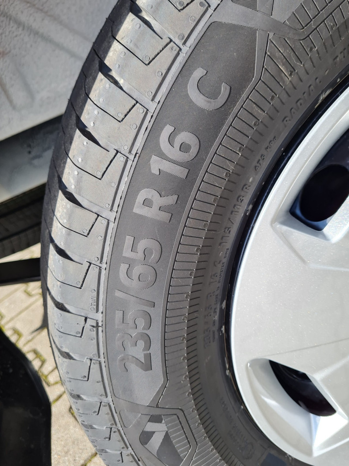 Minibús, Furgoneta de pasajeros Ford Transit 350 Kombi TDCi L3 AG Trend 9 Sitze AHK KAMERA: foto 17 Minibús, Furgoneta de pasajeros Ford Transit 350 Kombi TDCi L3 AG Trend 9 Sitze AHK KAMERA: foto 17