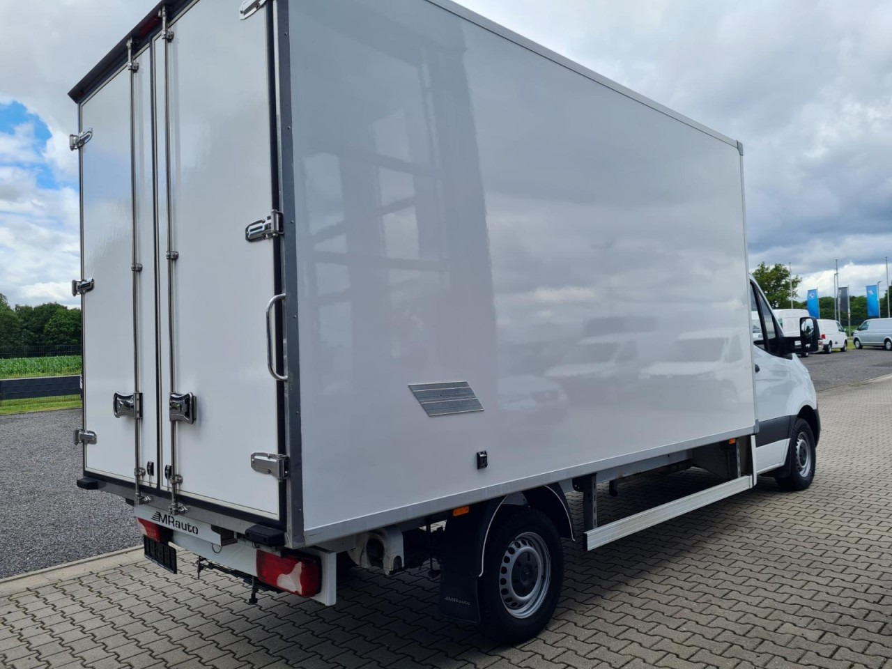 Mercedes-Benz Sprinter 315 CDi Möbel Koffer RWD KLIMA TEMPOMAT - Furgoneta caja cerrada: foto 4 Mercedes-Benz Sprinter 315 CDi Möbel Koffer RWD KLIMA TEMPOMAT - Furgoneta caja cerrada: foto 4