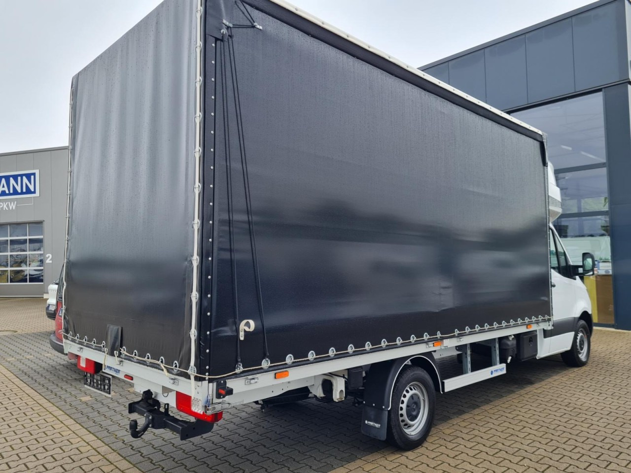 Mercedes-Benz Sprinter 317 AG Schiebe Plane Schlafkab 10 Pal AHK - Furgoneta con lona: foto 4 Mercedes-Benz Sprinter 317 AG Schiebe Plane Schlafkab 10 Pal AHK - Furgoneta con lona: foto 4