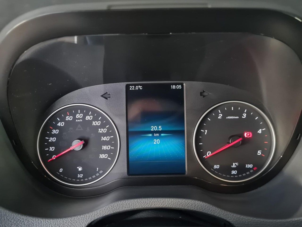 Mercedes-Benz Sprinter 317 CDI 3 Seiten kipper RWD AHK LED NAV - Furgoneta basculante: foto 5 Mercedes-Benz Sprinter 317 CDI 3 Seiten kipper RWD AHK LED NAV - Furgoneta basculante: foto 5