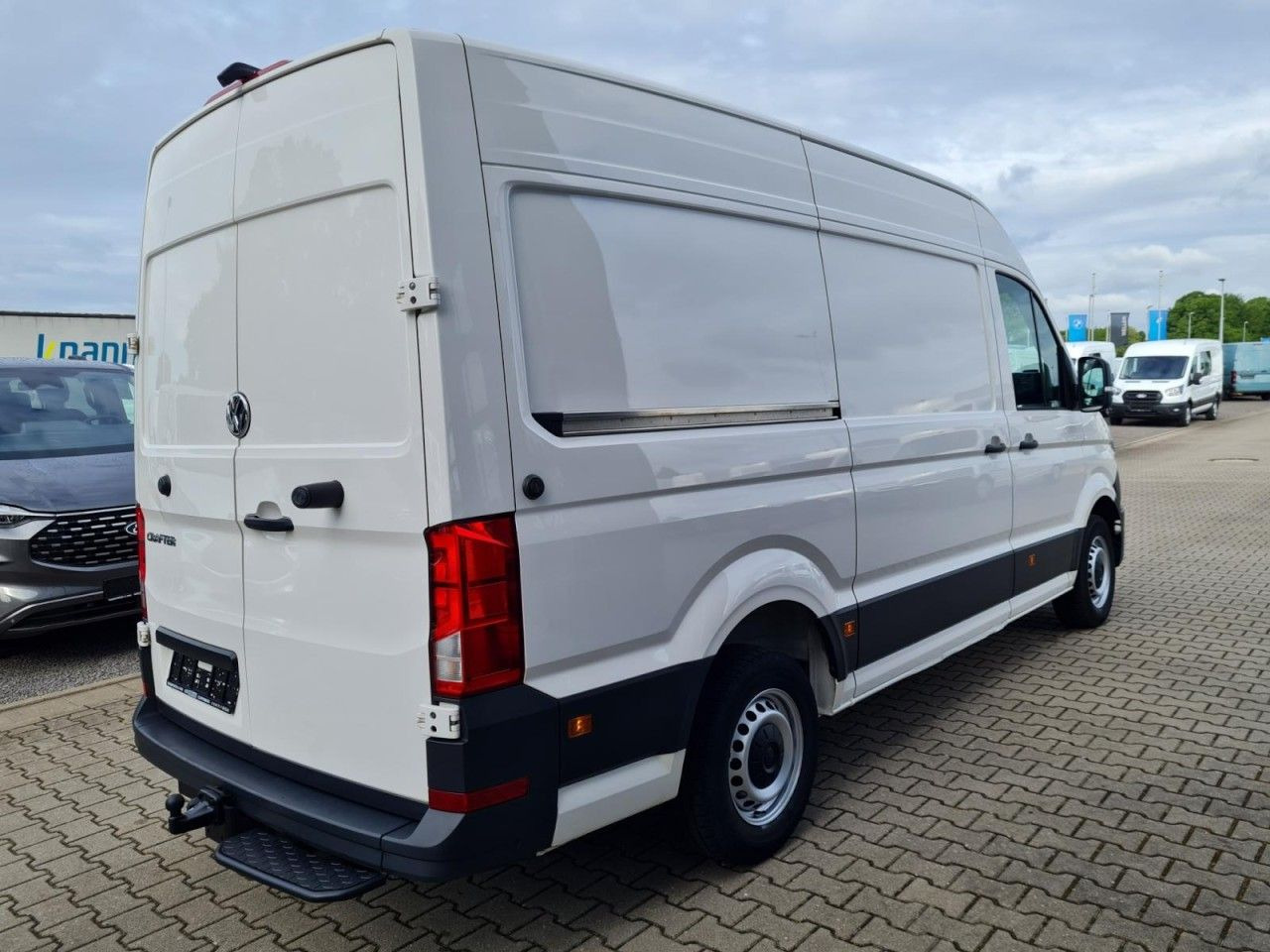 Volkswagen Crafter 35 Kasten TDI MR KLIMA KAMERA AUTOMATIK - Furgón: foto 4 Volkswagen Crafter 35 Kasten TDI MR KLIMA KAMERA AUTOMATIK - Furgón: foto 4