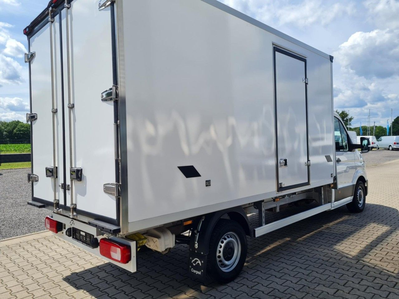 Volkswagen Crafter 35 Kühlkoffer Carrier Viento 300 Navi Ap - Furgoneta frigorifica: foto 4 Volkswagen Crafter 35 Kühlkoffer Carrier Viento 300 Navi Ap - Furgoneta frigorifica: foto 4