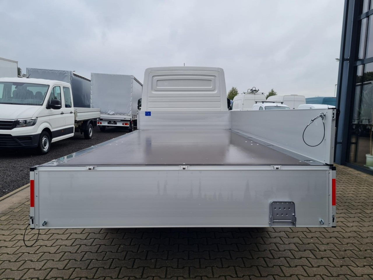 Volkswagen Crafter 35 Pritsche TDI Pritsche L4 KLIMA TEMPOMAT - Furgoneta caja abierta: foto 5 Volkswagen Crafter 35 Pritsche TDI Pritsche L4 KLIMA TEMPOMAT - Furgoneta caja abierta: foto 5