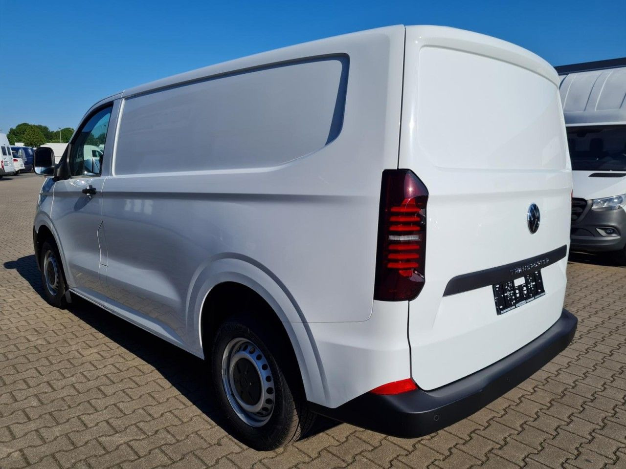Volkswagen T7 Kasten Tdi KR Heckklappe PDC KLIMA TEMPOMAT - Furgoneta pequeña: foto 5 Volkswagen T7 Kasten Tdi KR Heckklappe PDC KLIMA TEMPOMAT - Furgoneta pequeña: foto 5