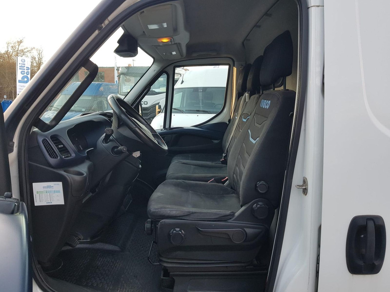 Leasing de  Iveco Daily 35S16SA8 V/P Klima, AHK, Rückfahrkamera... Iveco Daily 35S16SA8 V/P Klima, AHK, Rückfahrkamera...: foto 11