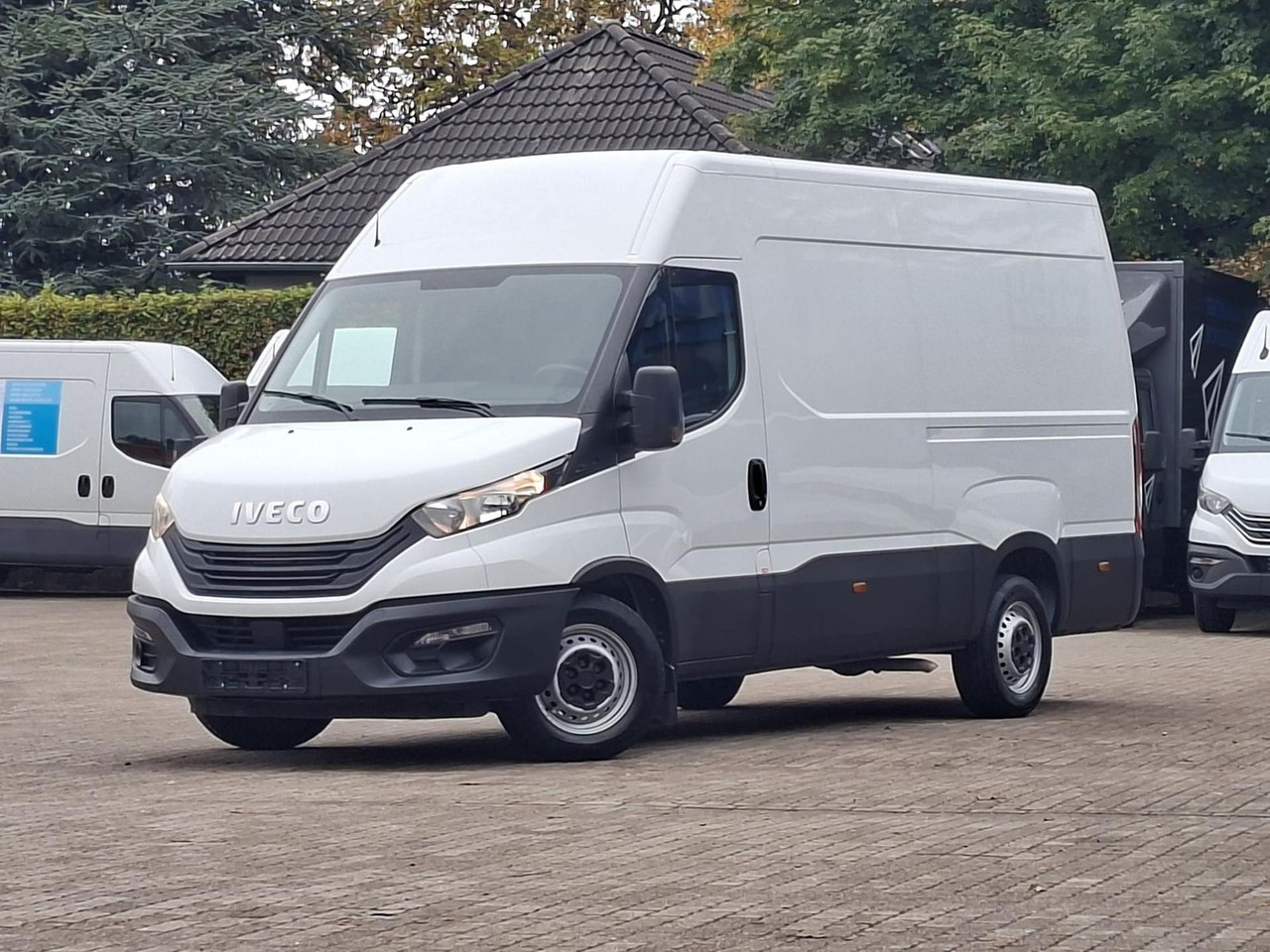 Iveco Daily 35S16V 3520L Klima, Radio - Furgón: foto 1 Iveco Daily 35S16V 3520L Klima, Radio - Furgón: foto 1