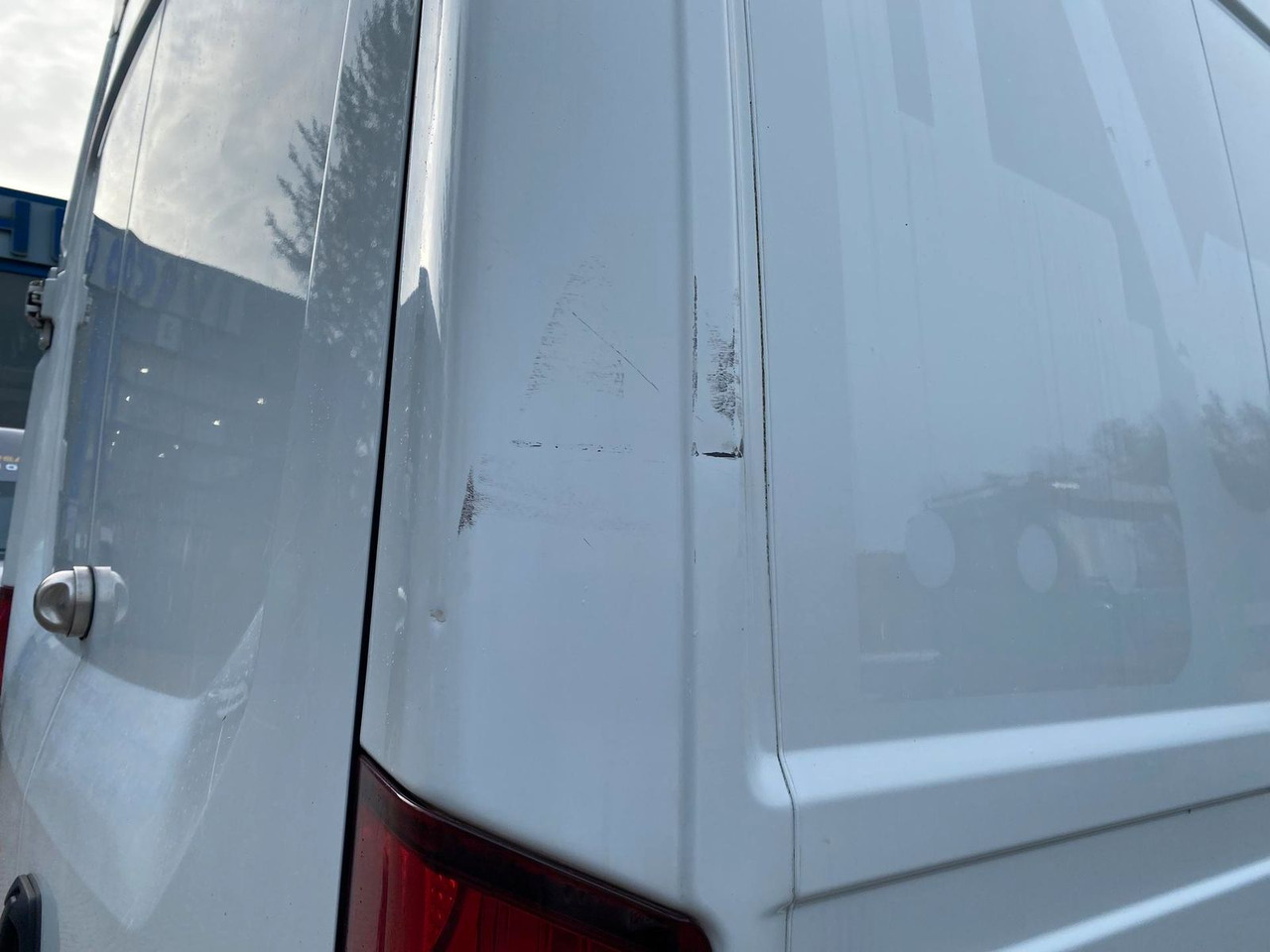 Furgón Iveco Daily 50C18HA8V 3520L *AHK* KLIMA*Sitzheizung...: foto 9