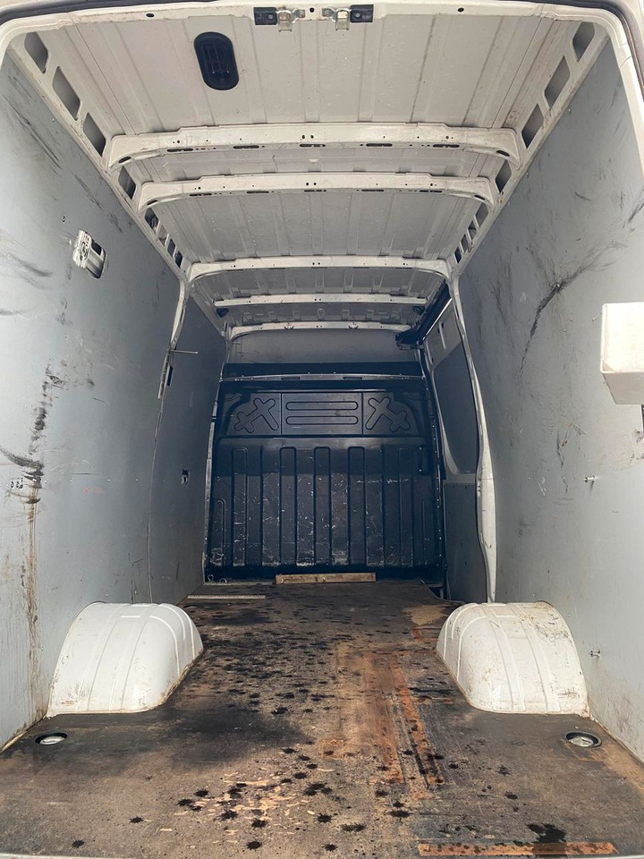 Furgón Iveco Daily 50C18HA8V 3520L *AHK* KLIMA*Sitzheizung...: foto 7