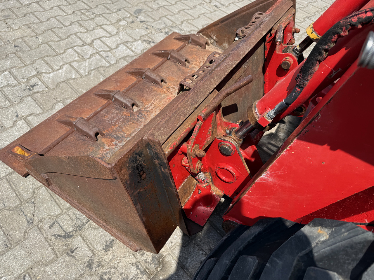 Gehl 5635 Kompaktlader Schaufel + Kehrmaschine - Cargadora de ruedas: foto 5 Gehl 5635 Kompaktlader Schaufel + Kehrmaschine - Cargadora de ruedas: foto 5